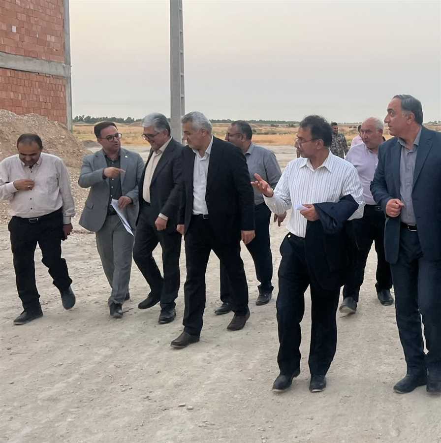 معاون شهرسازی و معماری وزیر راه و شهرسازی به بهشهر سفر کرد / حمایت از ساخت اولین برج بالای ۳۰ طبقه در بهشهر