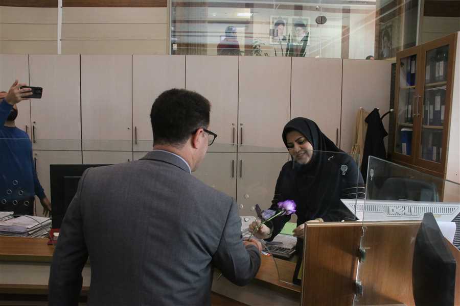 تقدیر شهردار و رئیس شورای اسلامی بهشهر از بانوان شهرداری به مناسبت روز زن و مادر