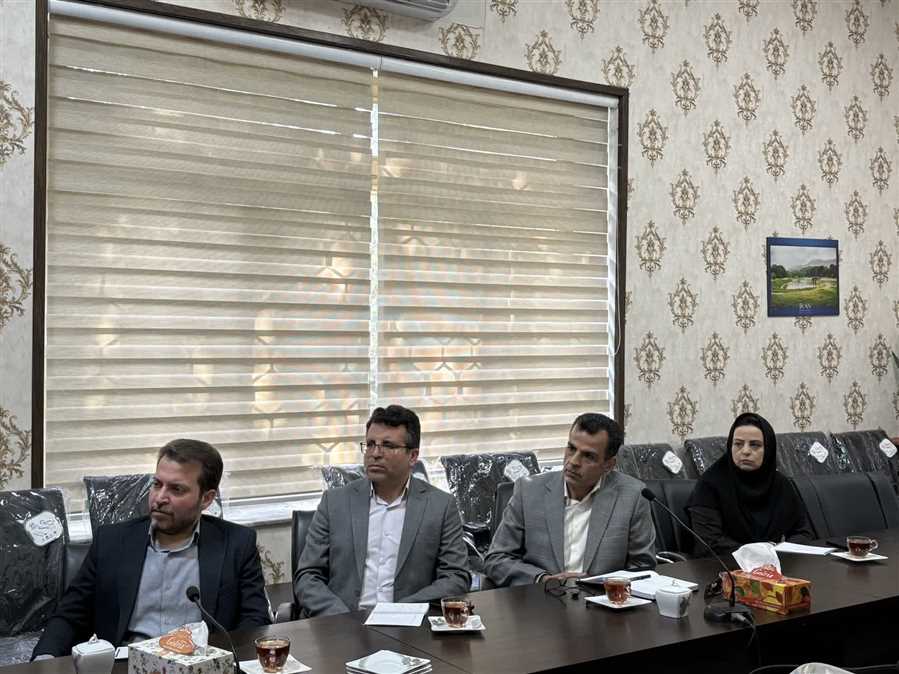 حضور نمایندگان هلدینگ سیمرغ در عمارت شهرداری