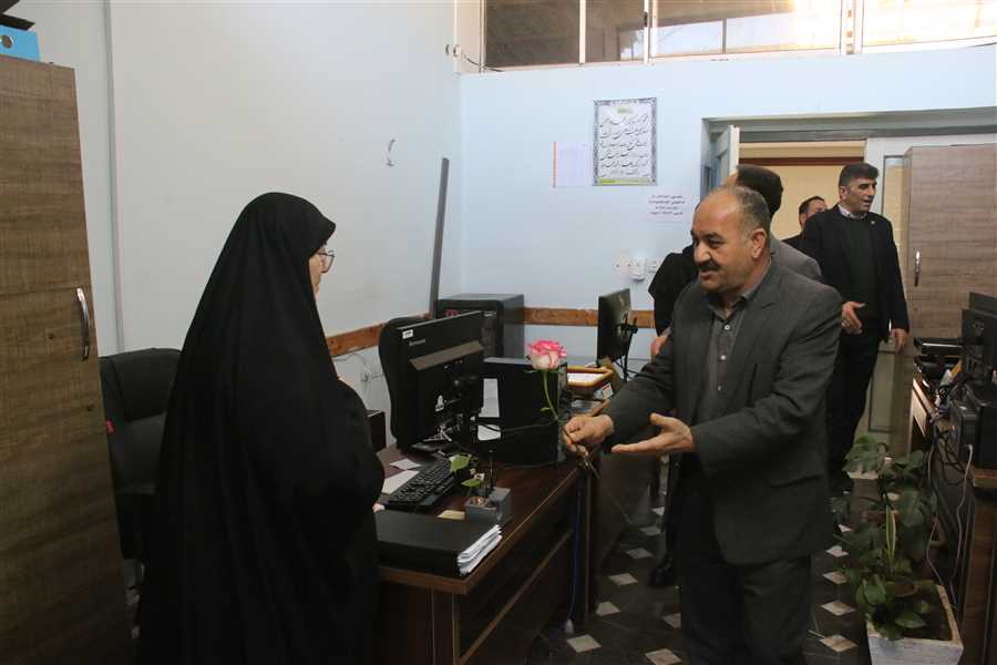 تقدیر شهردار و رئیس شورای اسلامی بهشهر از بانوان شهرداری به مناسبت روز زن و مادر