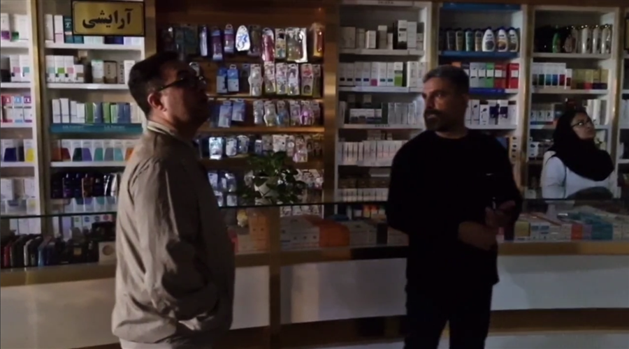 حضور میدانی شهردار بهشهر در حادثه آتش سوزی داروخانه و دستور فوری برای بررسی سیستم های ایمنی شهری