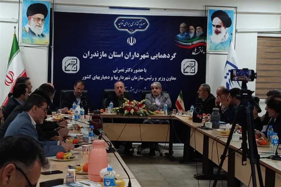 نصرتی: تسهیلات ارزان و كمك‌های بلاعوض برای توسعه انرژی خورشیدی