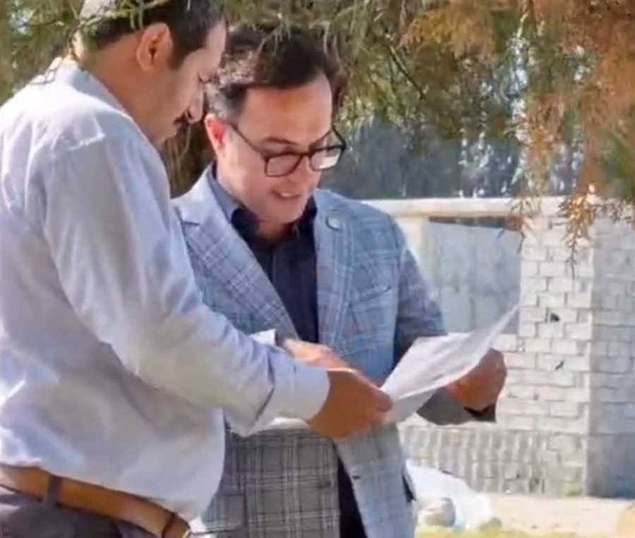 یک گام تا پایان عملیات احیاء با نظارت میدانی یاسر احمدی بر آخرین کوک‌های عمارت چیت‌سازی